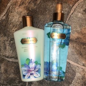 Victoria’s Secret Aqua kiss bundle